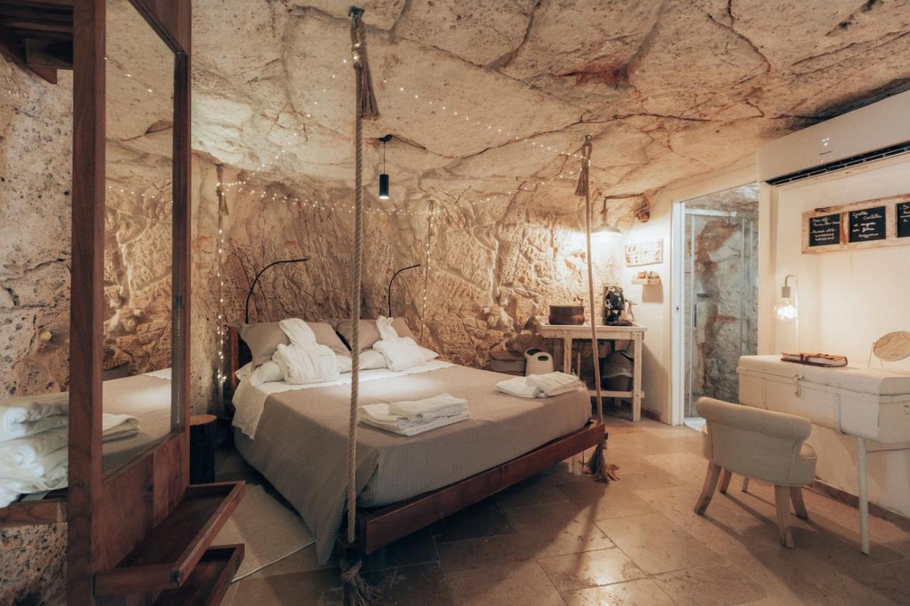 Bed and Breakfast Grotta Carlotta Ostuni Exteriér fotografie