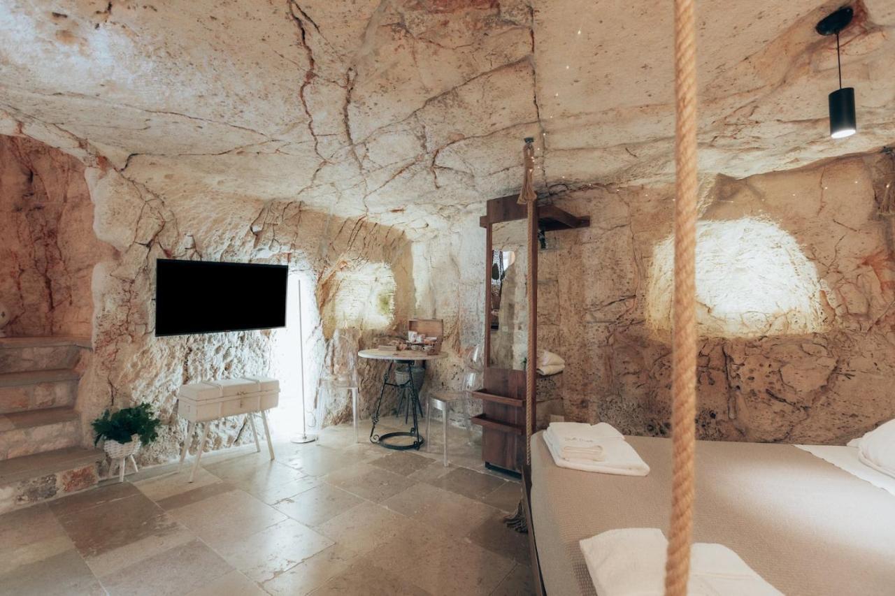 Bed and Breakfast Grotta Carlotta Ostuni Exteriér fotografie