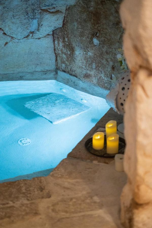 Bed and Breakfast Grotta Carlotta Ostuni Exteriér fotografie